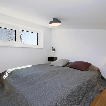 2 Bedroom Cozy In Lembruch-duemmer Holiday home Lembruch